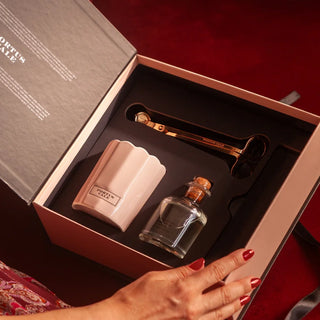 Rosé Blush Candle, Diffuser and Wick-Trimmer Gift Set